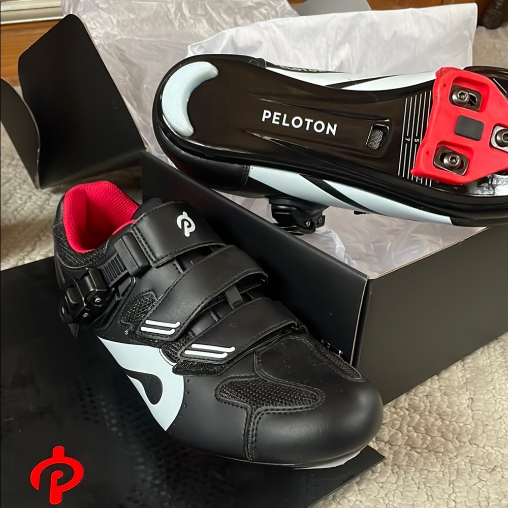 Peloton Cycling Shoes - Black and Red